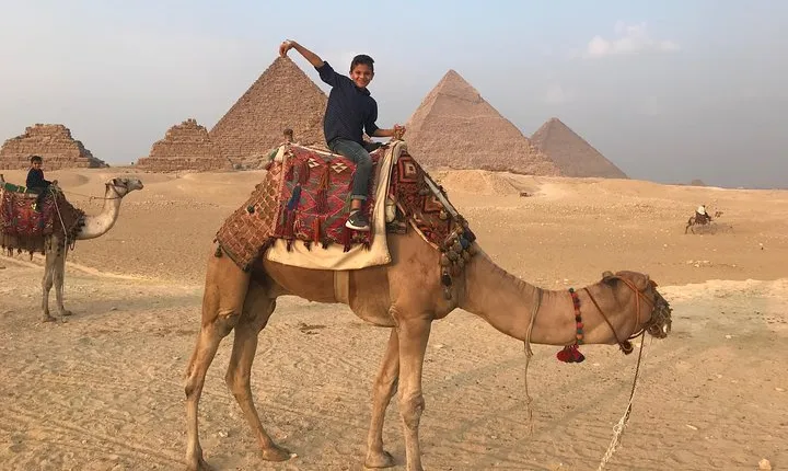 Full Pyramids tour to Giza, Sakkara and Memphis