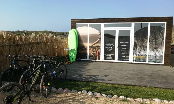 Surfboard rental for 6 days or more