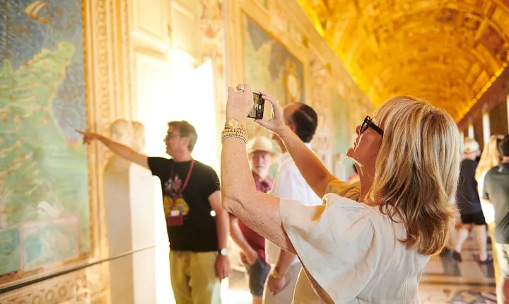 Vatican Museums and St. Peter's Basilica Private Tour Options