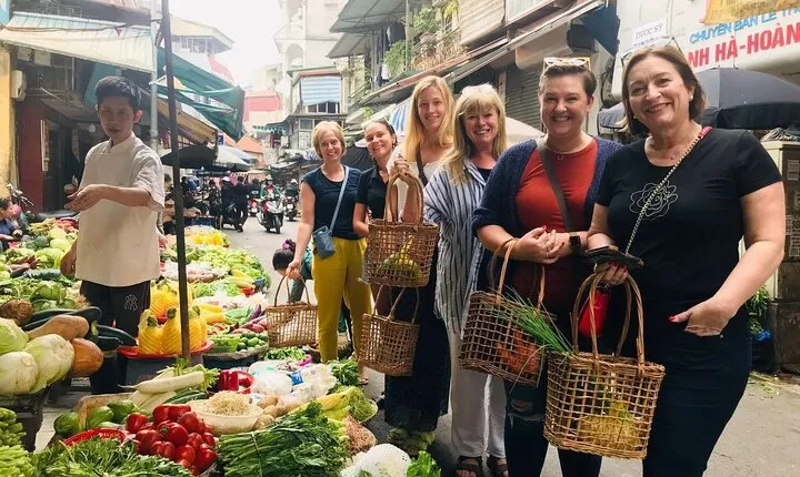 Vietnamese Food Cooking Class in Hanoi with Market Experience