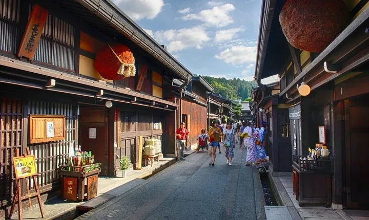 Takayama Half-Day Private Tour with Government Licensed Guide