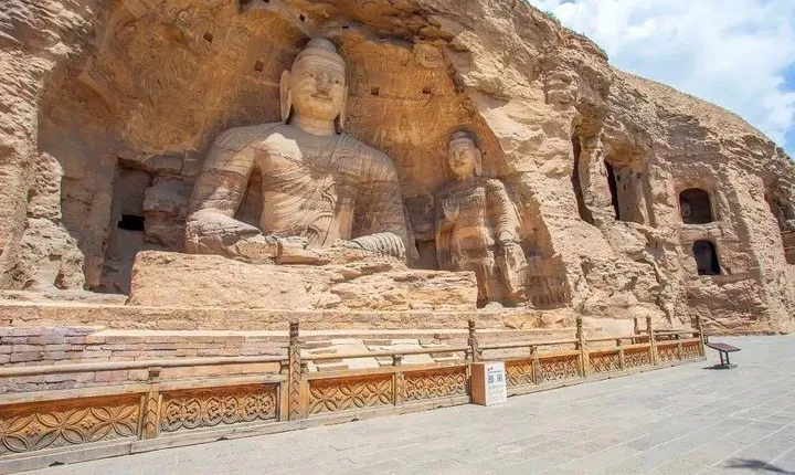 Private Day Tour to Yungang Grottoes in Datong from Beijing by Bullet Train