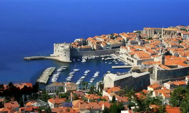Private Tour: Korcula and Ston Day Trip from Dubrovnik with Wine Tasting