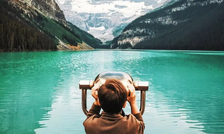 Hop-On and Hop-Off Banff Bus