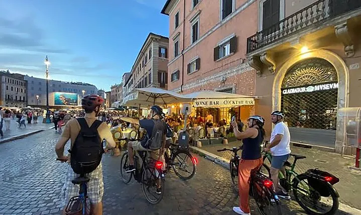 Florence Evening Electric Bike Tour Discover the City by Night