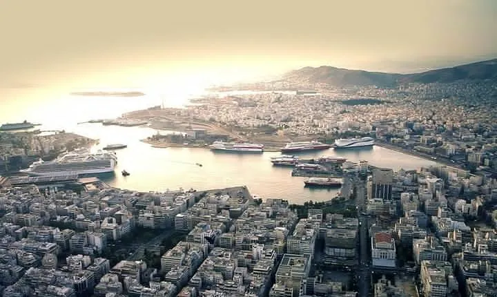 Piraeus port to Athens Airport