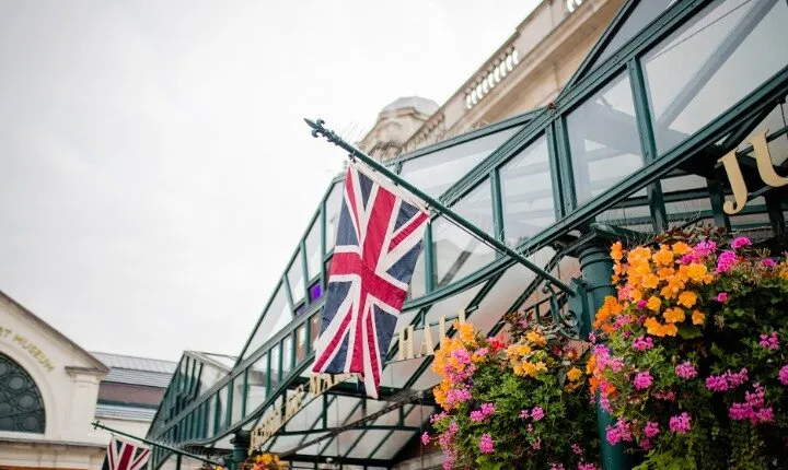Covent Garden to Piccadilly Circus Private Self-Guided Tour