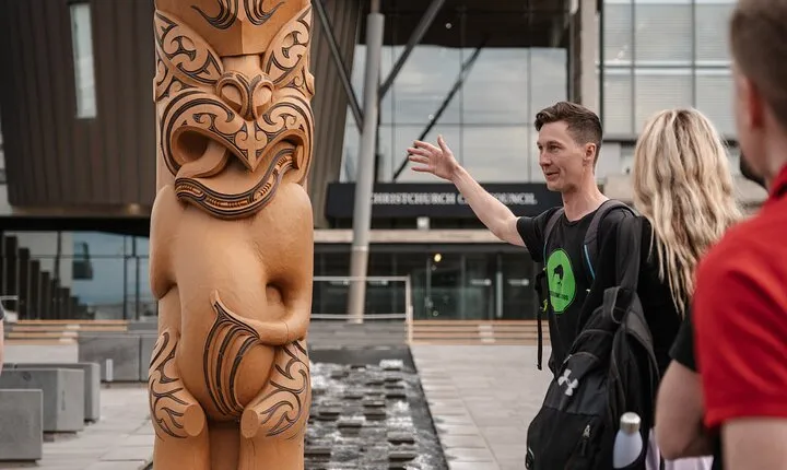 Explore Christchurch (2hr Guided Private Walk)