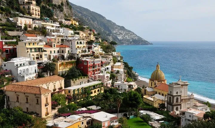 Amalfi Coast Day Trip from Sorrento: Positano, Amalfi, and Ravello