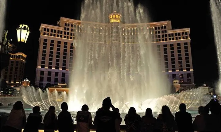 Las Vegas 7 Wonders by Night Tour