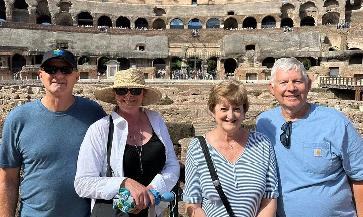 Tour of Rome Colosseum and Forums with Local Guide