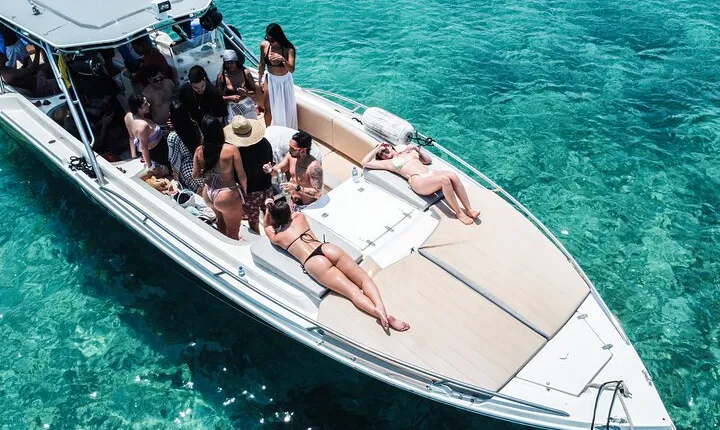 Private Boat Rental To The Rosario Islands Up To 15
