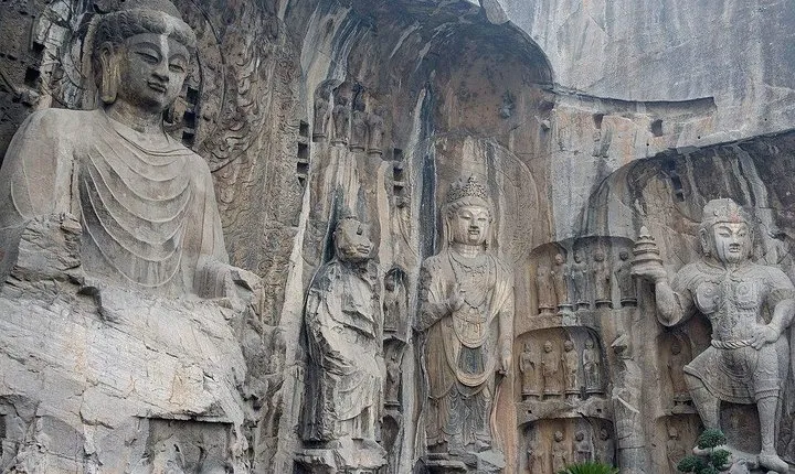 Xi’an Private Tour to Longmen Grottoes and White Horse Temple by Bullet Train