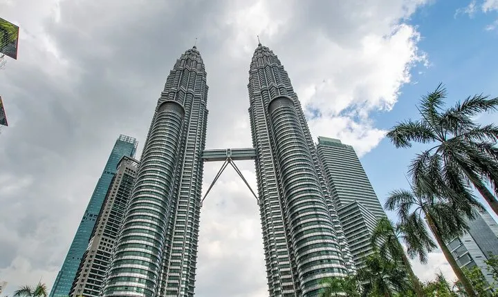 Kuala Lumpur City Tour with Batu Caves Discovery (Shared)