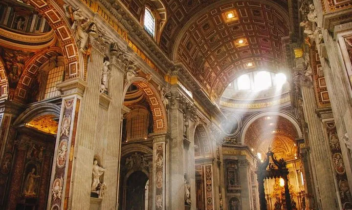 Vatican Museums and Sistine Chapel Small Group Guided Tour