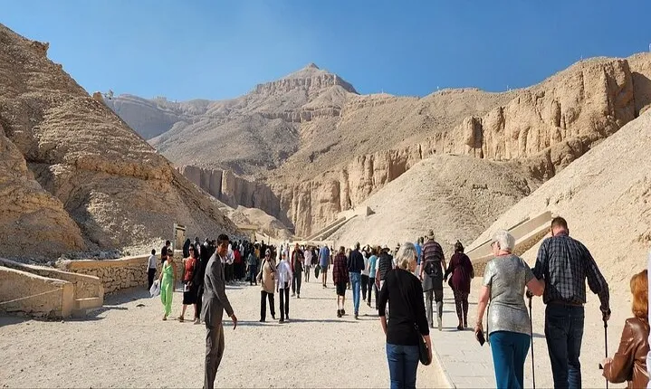 Private Day Trip from Sharm El Sheikh to Luxor via plane