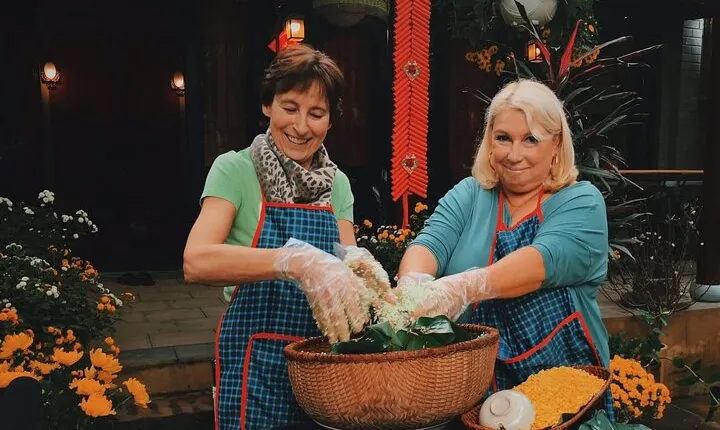 Luxury Cooking Class with Hanoi Women (Private class)