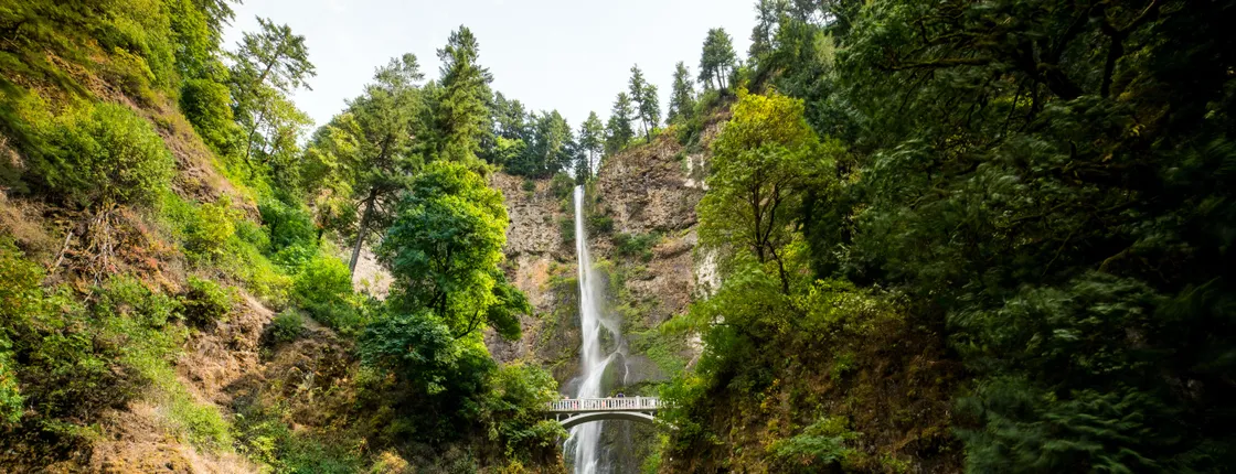 Columbia Gorge waterfalls hiking tour