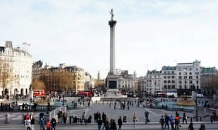 Full Day London Private Tour with Admissions to Iconic Landmarks