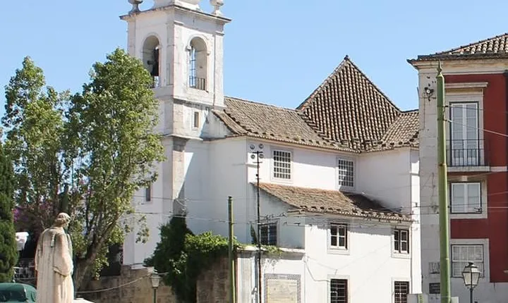 A Walking Tour of Old Lisbon