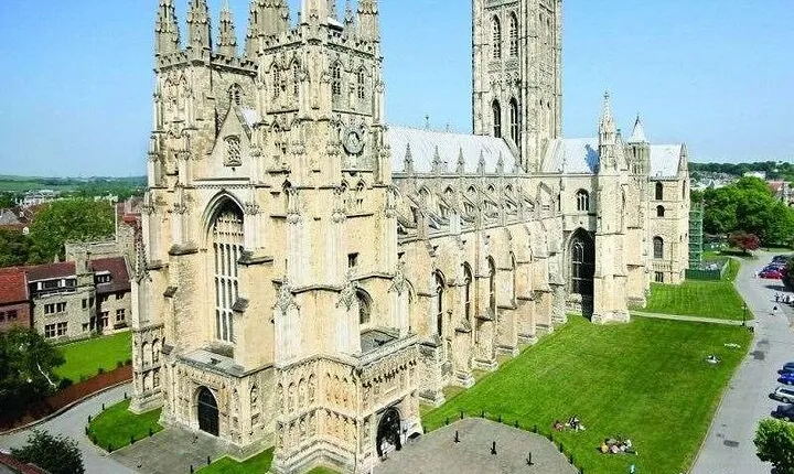 Castles and Cathedrals Oxford PhD Historian Guide - 2 Day Tour