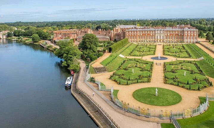 Southampton Pre Cruise From London Via Hampton Court Palace