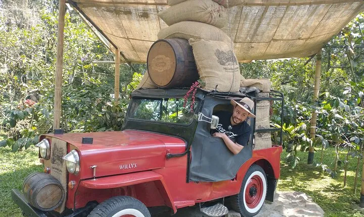 Private Experience in Coffee Hacienda: From Plant to Cup