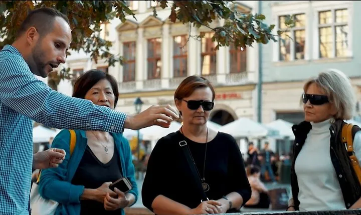 Private Walking Tour of Krakow Old Town with local historian PhD