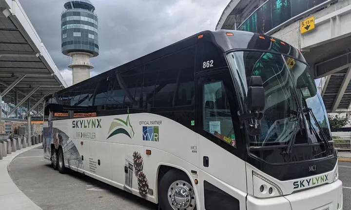Vancouver Airport to-or-from Whistler or Squamish by Bus (Single trip)
