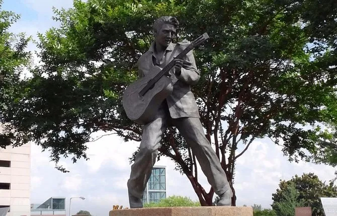 City of Memphis Guided Bus Tour