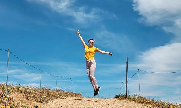 Hollywood Sign Hike: Epic Views of Los Angeles and Film Studios