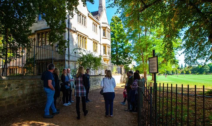 3-Hour Private Tour of Oxford With University Alumni Guide