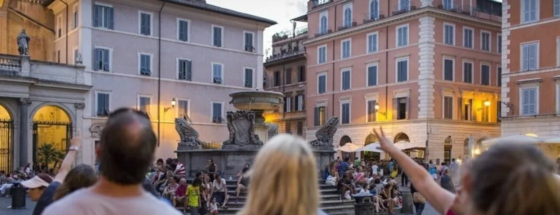 Evening food tasting and walking tour in Trastevere