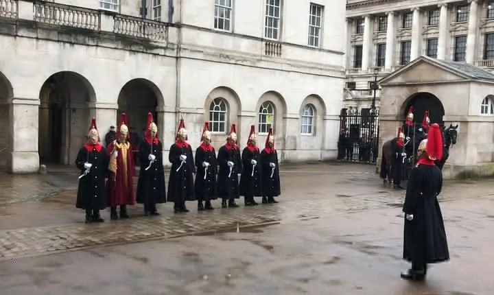 Half Day Private London Tour with Horse Guards Parade