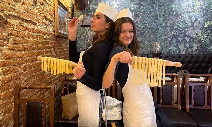 Florence Pasta Cooking Class with Tiramisu and Unlimited Wine
