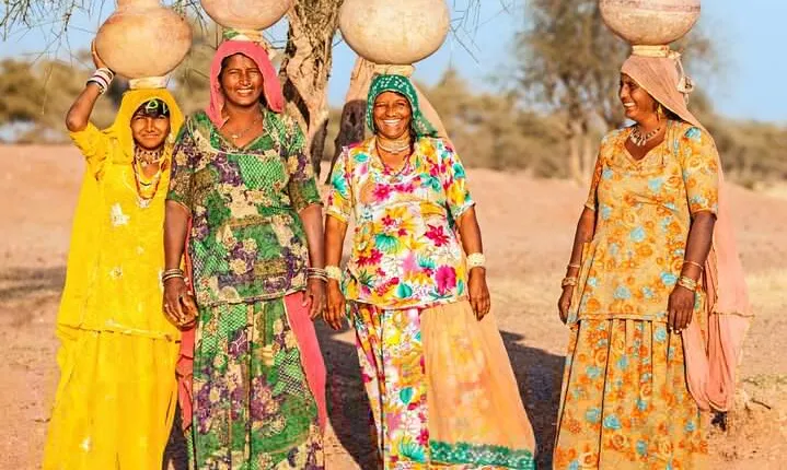 10 Day Colorful Rajasthan Tour with Taj Mahal and Wildlife 