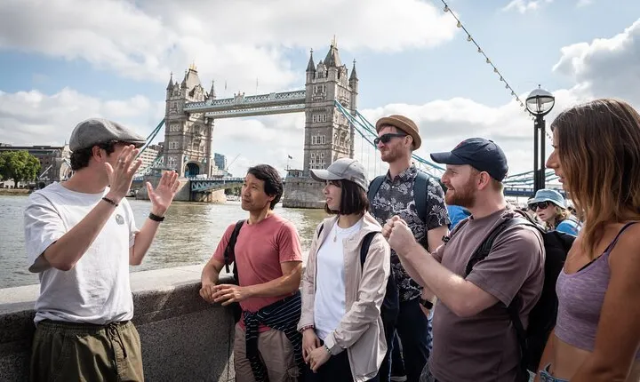 Castles & Bridges Tour : See over 15 London Top Sights