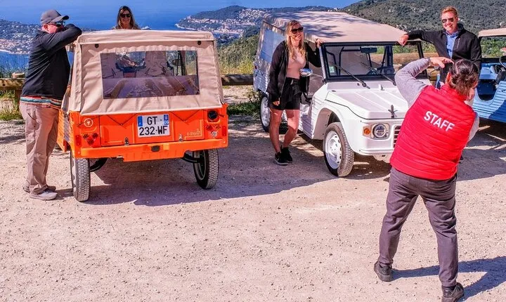 Private excursion in electric Méhari from Nice to Eze village