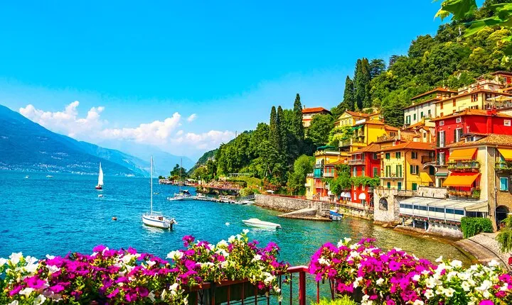 Bellagio and Varenna Full-day Tour on Lake Como
