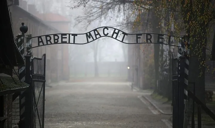 One-Day Low Cost Auschwitz Concentration Camp Heartbreaking Tour from Warsaw