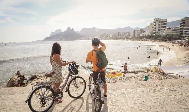 Bike Tour Of Rio – Beaches and Lagoon