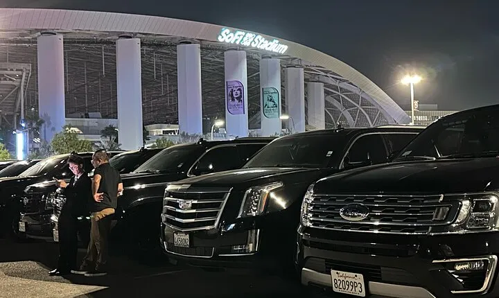 Private Transfer From LAX with Professional Chauffeur