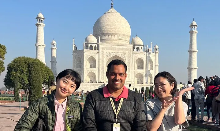 Private Taj Mahal Trip Including Private Car and Guide