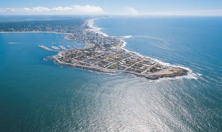 Discovering Punta del Este: Half-Day City Tour
