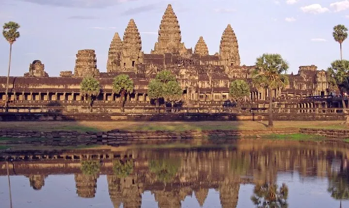 7 Day Private Tour: Phnom Penh, Kompung Thom and Siem Reap