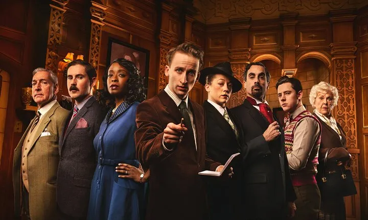 Experience The Mousetrap with Two Course Pre Theatre Meal & Drink