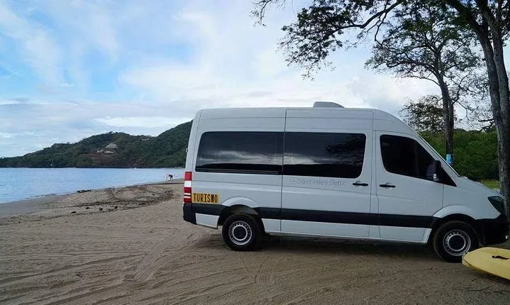 Transfer from Liberia Airport (LIR) to Playa Hermosa Guanacaste