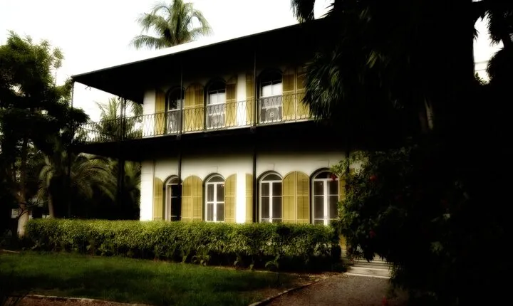 The Ghosts of Key West Walking Tour