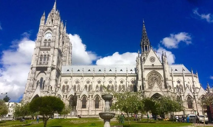 Quito & Middle of the World PRIVATE Day Trip