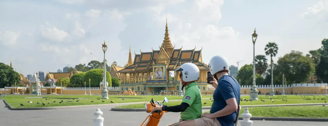 Phnom Penh City Tour by Scooter